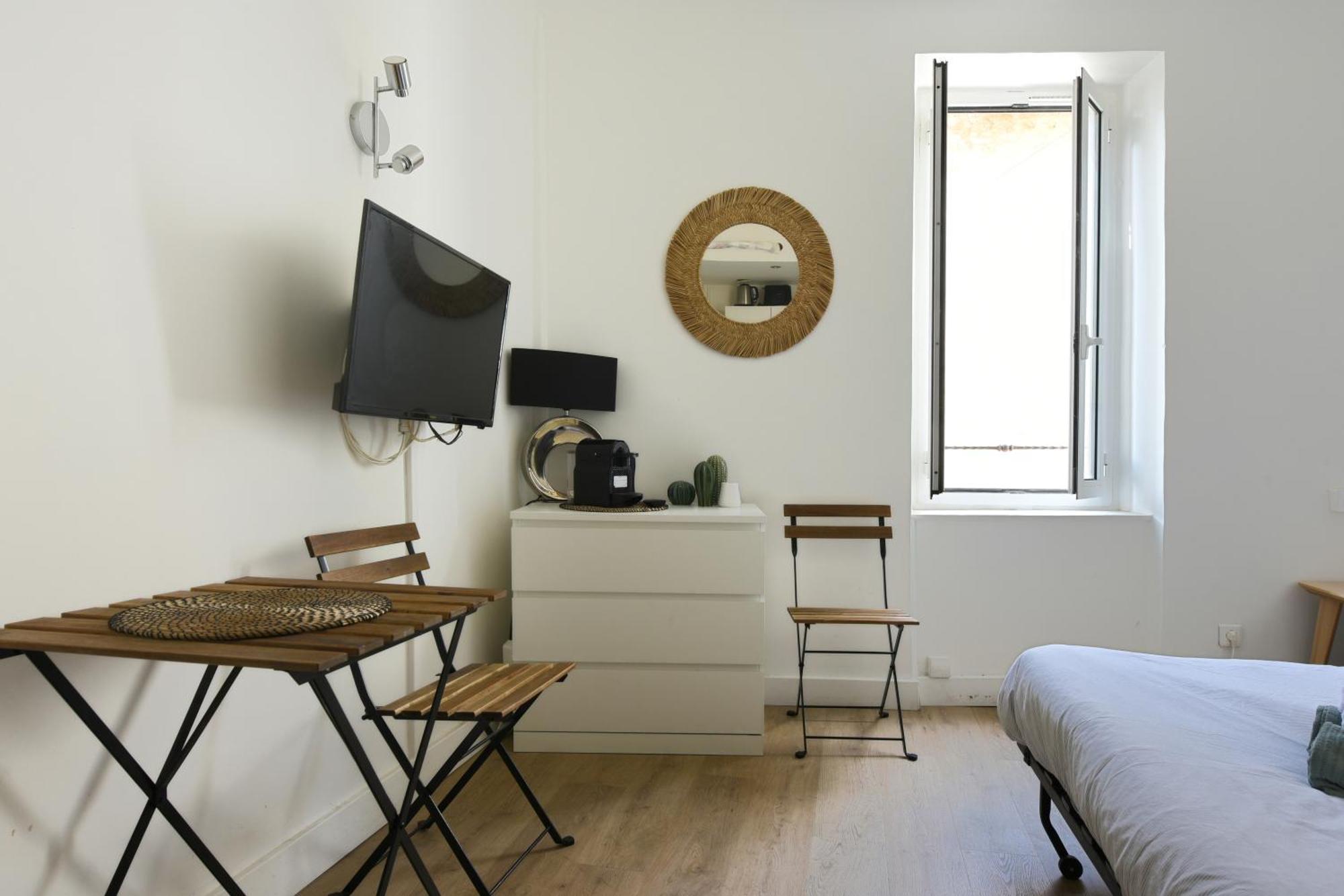 Studio Garrigue La Fare-les-Oliviers Экстерьер фото